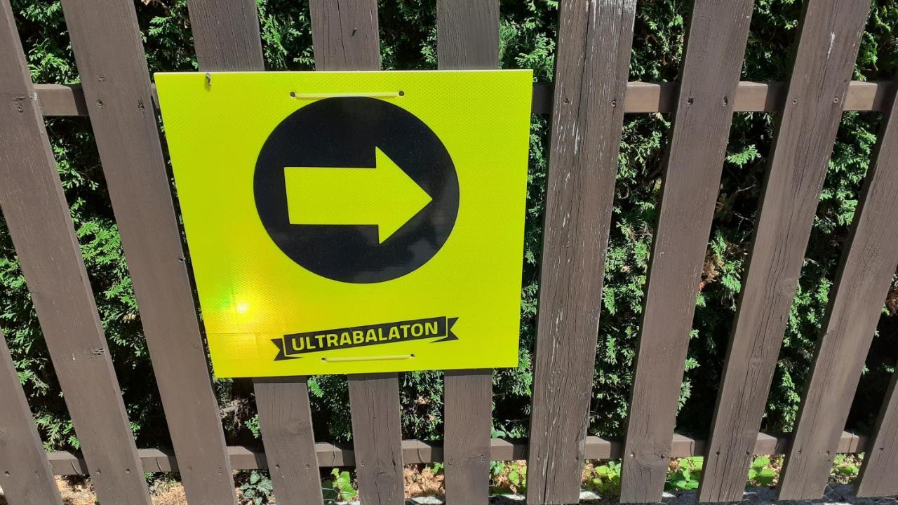 Patri Apartmanhaz Keszthely Exteriör bild