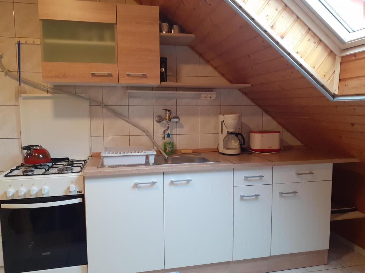 Patri Apartmanhaz Keszthely Exteriör bild