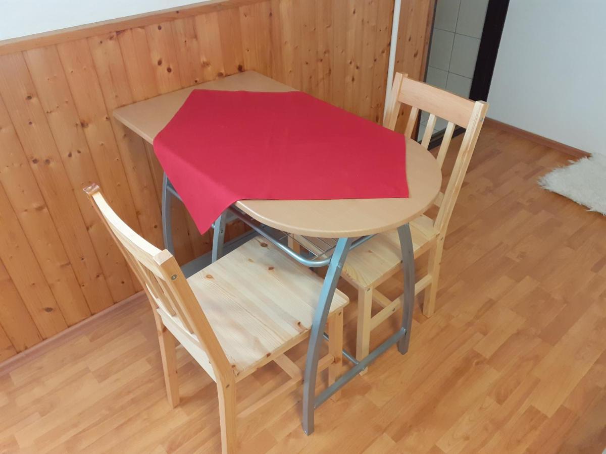 Patri Apartmanhaz Keszthely Exteriör bild