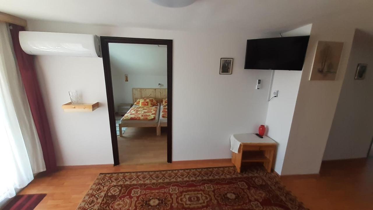Patri Apartmanhaz Keszthely Exteriör bild