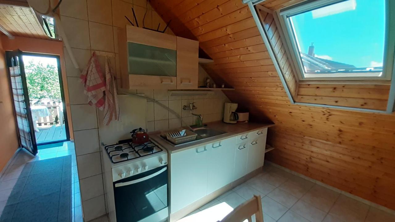 Patri Apartmanhaz Keszthely Exteriör bild