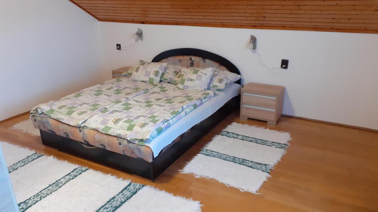 Patri Apartmanhaz Keszthely Exteriör bild